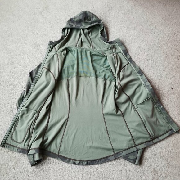 Lululemon Hooded Define Jacket Nulu Heritage 365 Camo Green Twill Multi, size 8 - Picture 3 of 10